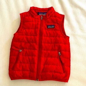 Infant Patagonia Down Sweater Vest (18 months)